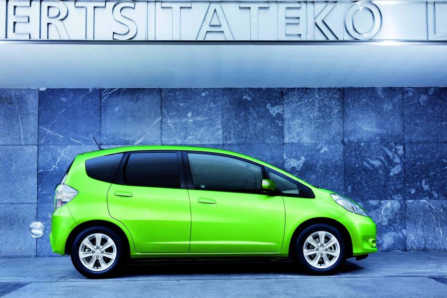  Honda Jazz Hybrid 2011 года  (фото 5 из 10)